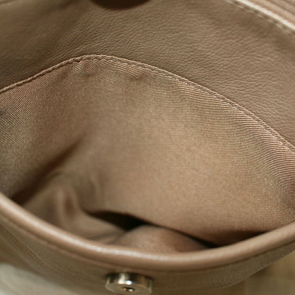 Merona Faux Leather Tan Crossbody Bag - Picture 4 of 8